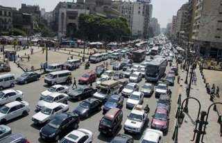 الحالة المرورية في الشوارع والميادين الرئيسية.. ”كثافات في الهرم”