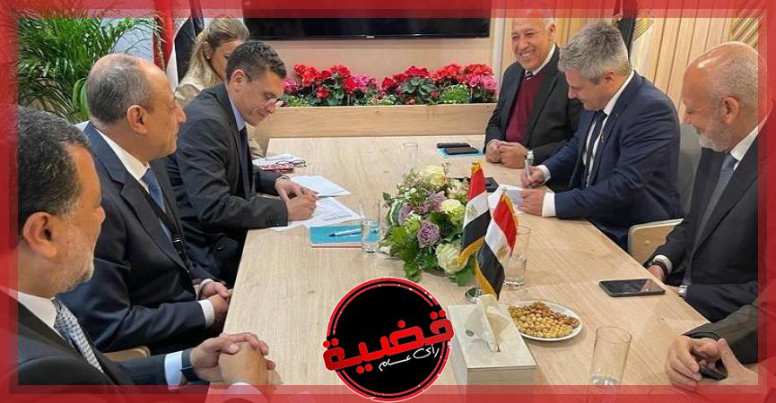 "مصر للطيران" توقع بروتوكولات تعاون خلال مشاركتها في بورصة برلين الدولية