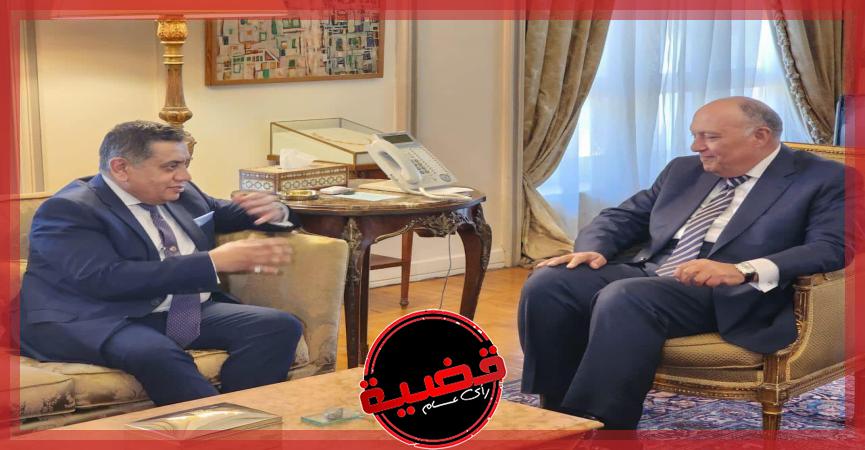 وزير الخارجية المصري يبحث تعزيز آليات التعاون مع وزير الدولة البريطاني للشرق الأوسط