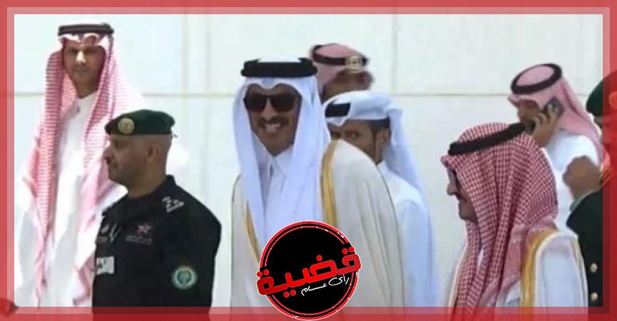 أمير قطر يغادر جدة قبل انتهاء القمة العربية الـ 32