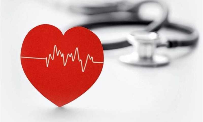 الصحة تكشف عن أعراض الإصابة بالنوبة القلبية