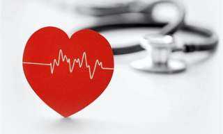 دراسة توضح: خطر الإصابة بأمراض القلب يرتفع بشكل حاد لدى النساء بعد انقطاع الطمث