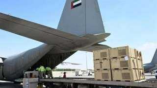 مطار العريش يستقبل طائرة مساعدات محملة بـ 1530 خيمة من أجل أهالي غزة