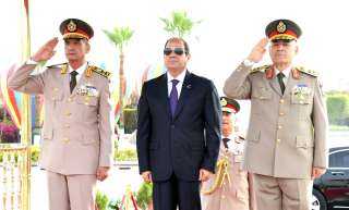 عاجل.. الرئيس السيسي يضع إكليل زهور على النصب التذكاري بمناسبة عيد تحرير سيناء